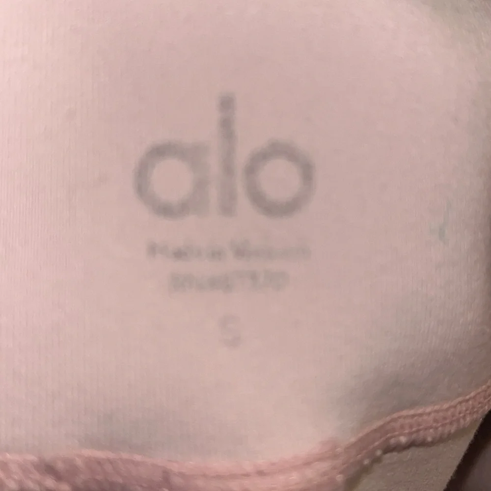 Alo yoga high waisted coast crop leggings smoky quartz mauve mesh